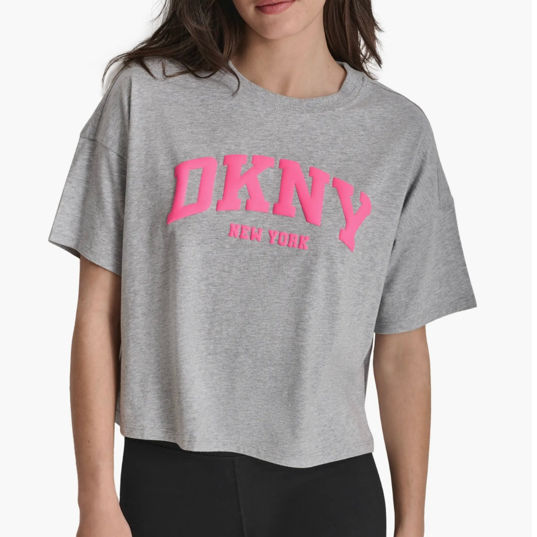 DKNY VARSITY LOGO T-SHIRT