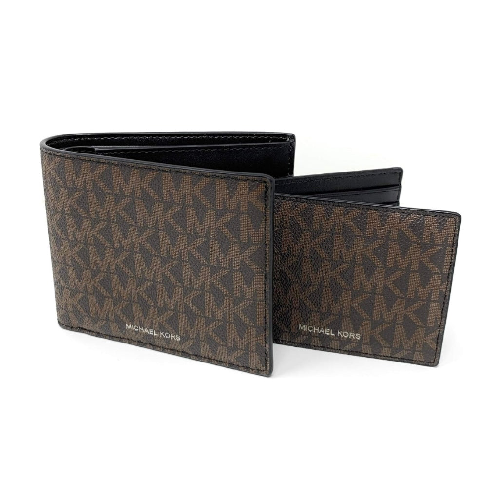 MICHAEL KORS COOPER WITH PASSCASE