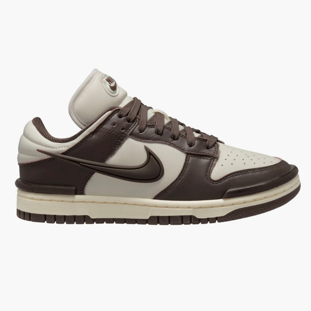 NIKE WOMEN´S DUNK LOW TWIST