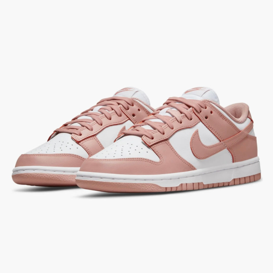 NIKE WOMEN´S DUNK LOW