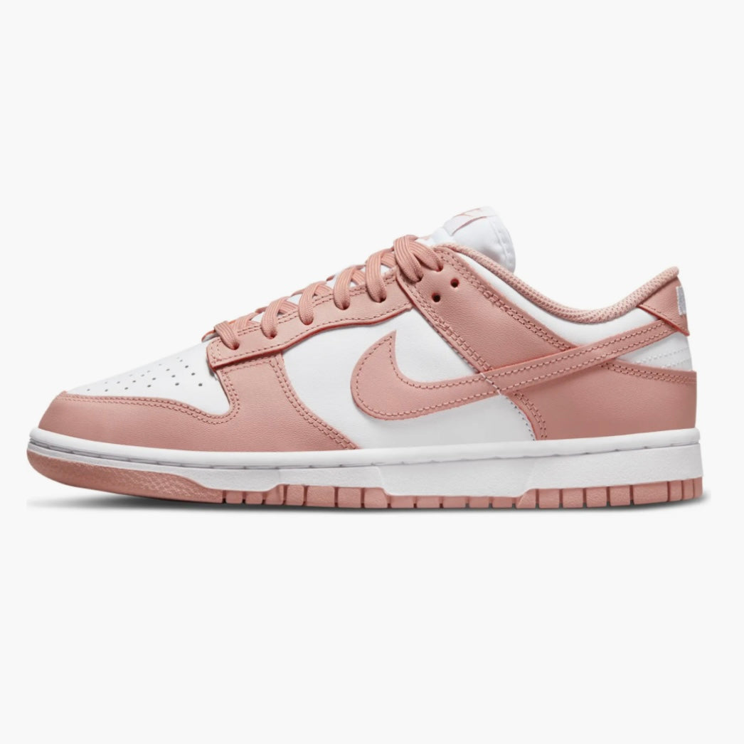 NIKE WOMEN´S DUNK LOW