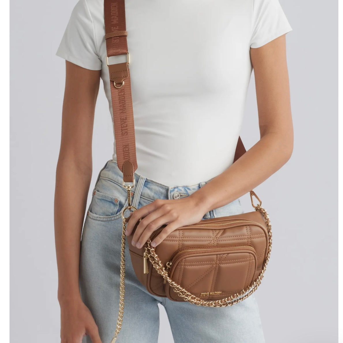 STEVE MADDEN BSWING SLING BAG