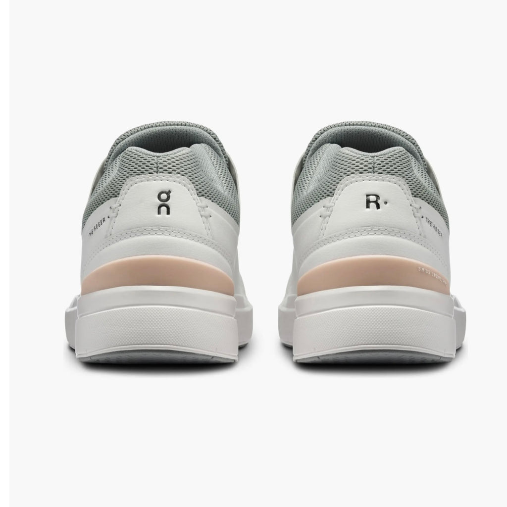 ON THE ROGER ADVANTAGE SNEAKER (WOMEN)