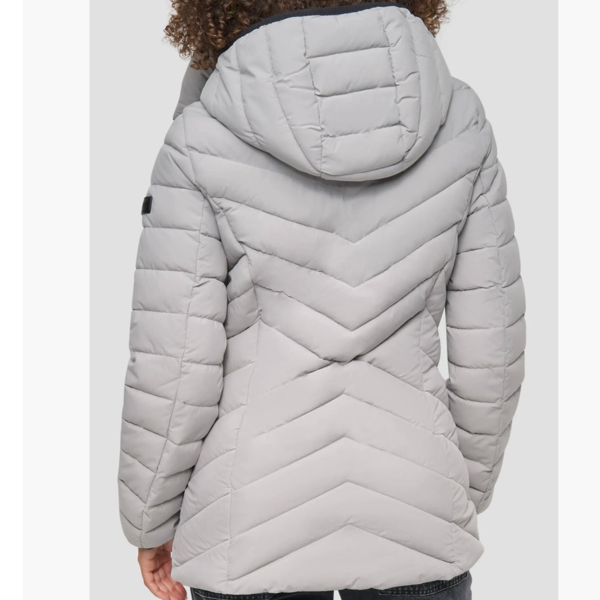 DKNY SHORT STRETCH HOODED PACKABLE PUFFER JACKET