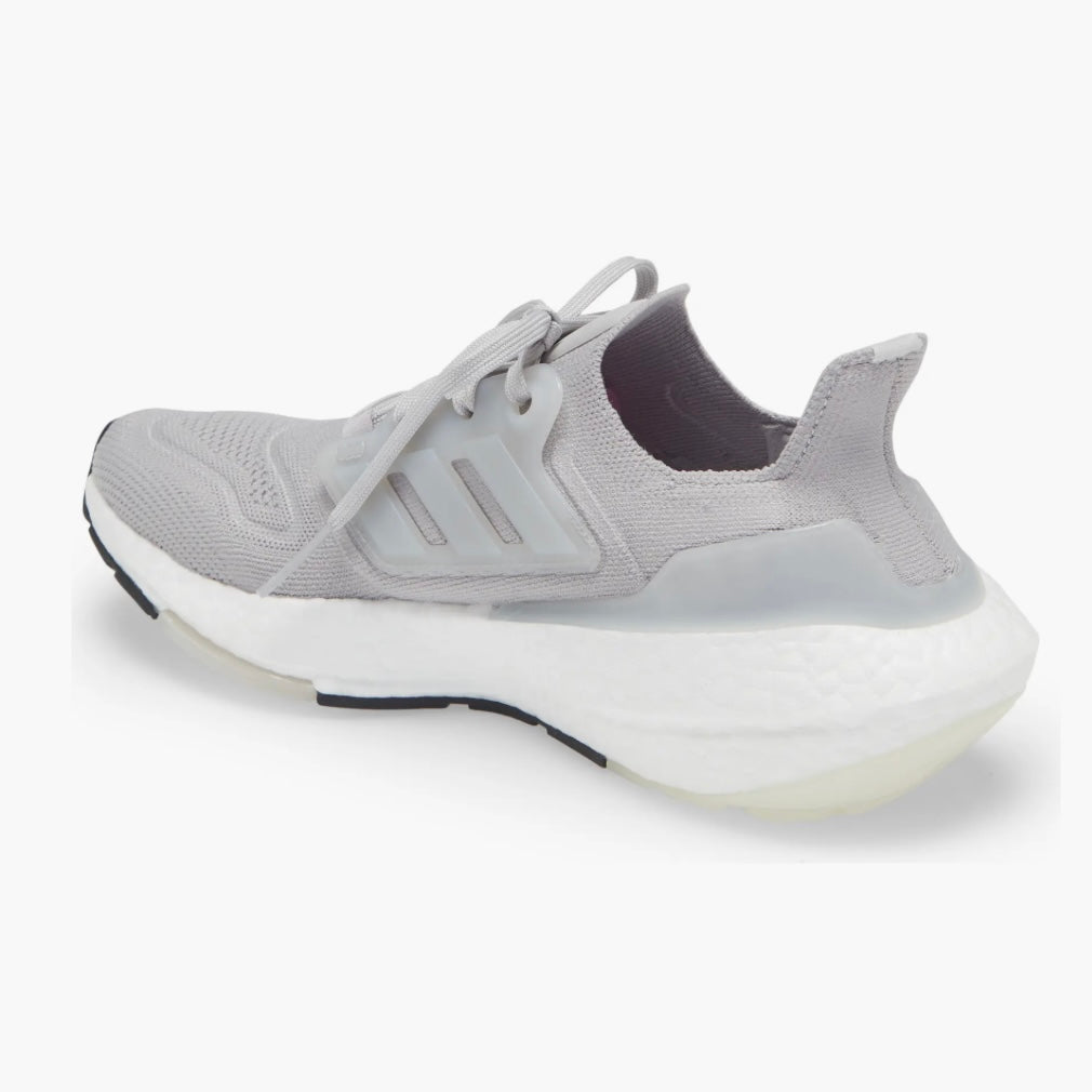ADIDAS WOMEN´S ULTRABOOST