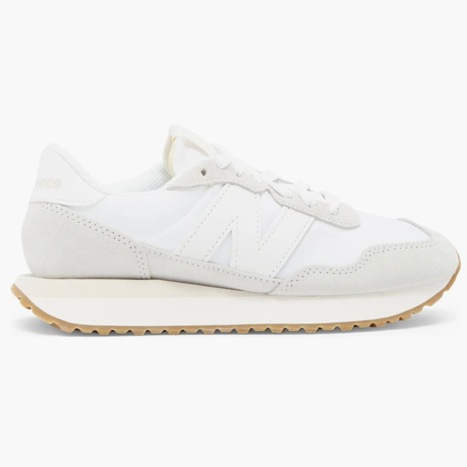 NEW BALANCE WOMEN´S 237
