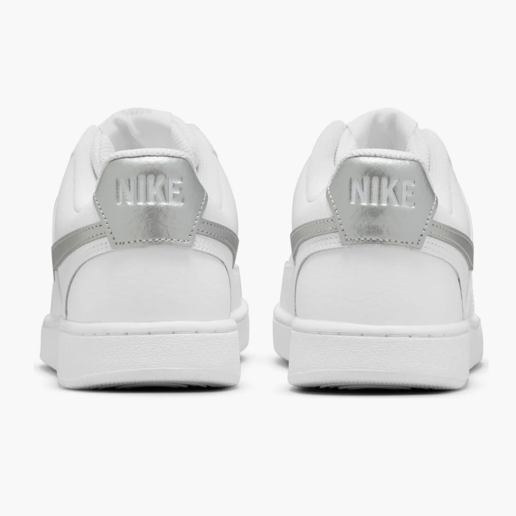 NIKE WOMEN´S COURT VISION LOW