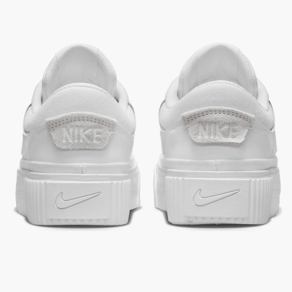NIKE WOMEN´S COURT LEGACY