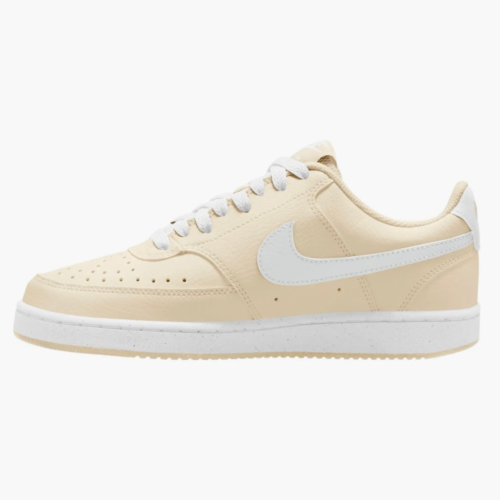 NIKE WOMEN´S COURT VISION LOW