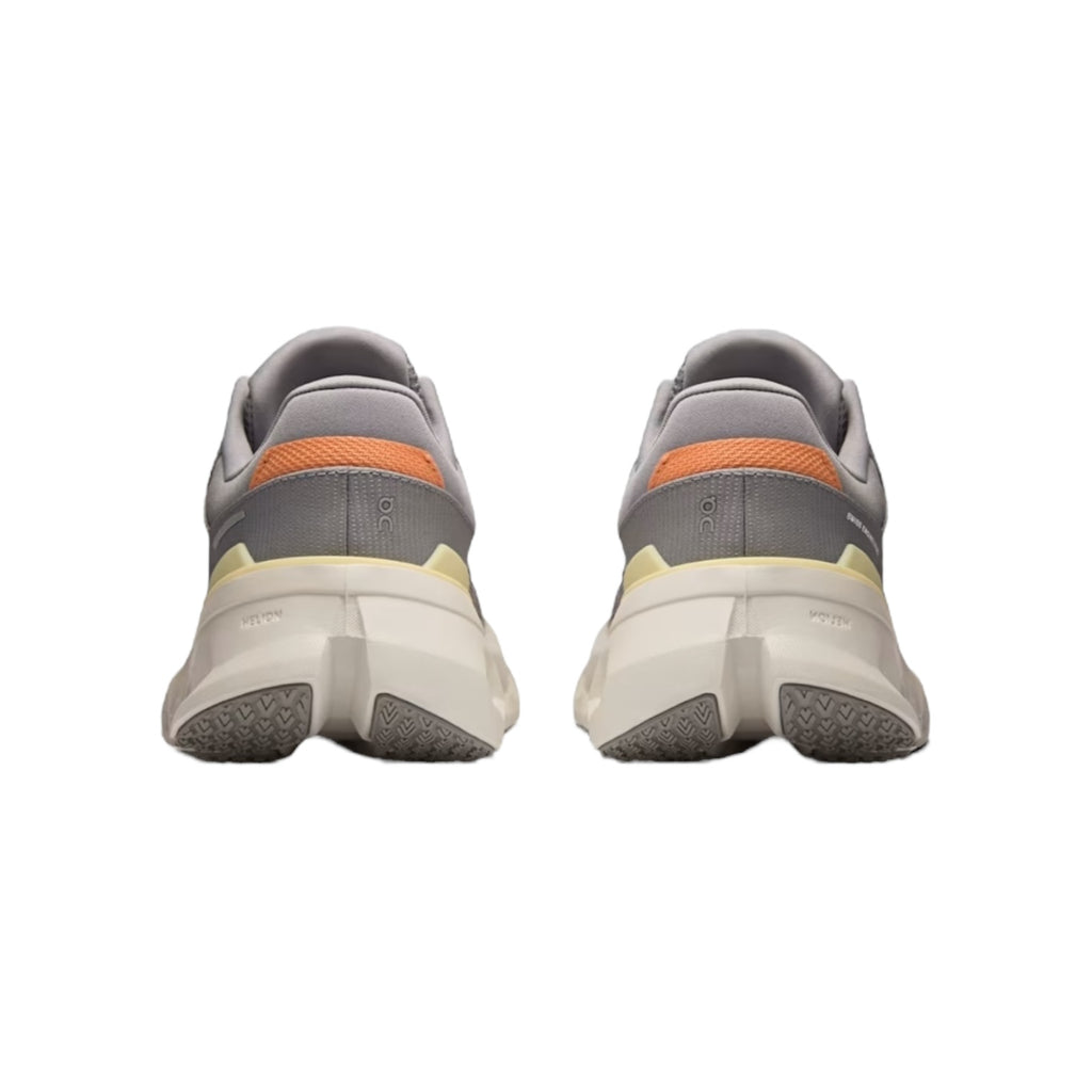 ON WOMEN CLOUDRUNNER 2