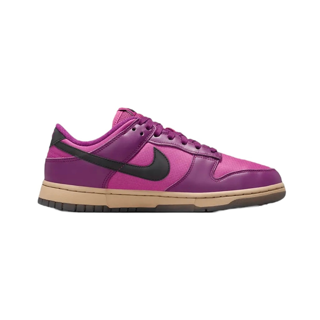 NIKE DUNK LOW LX