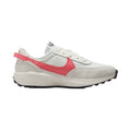 NIKE WAFFLE DEBUT