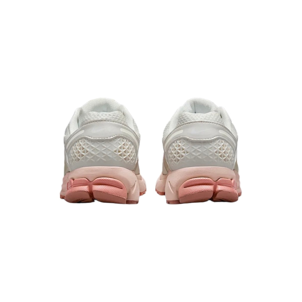 NIKE ZOOM VOMERO 5